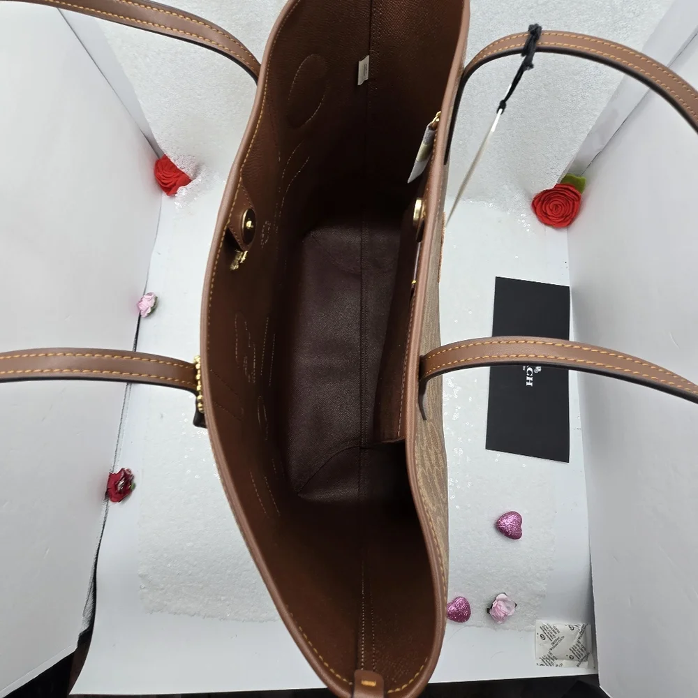 Coach x Peanuts City Tote with Snoopy, Lucy, Charlie Brown Patches Tan & Khaki - Picture 13 of 15